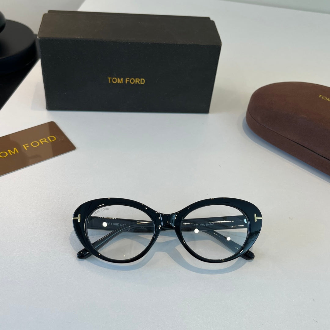 Tom Ford Fashion Silver Lens Sunglasses for Men & Women - 432862 - detail image 5