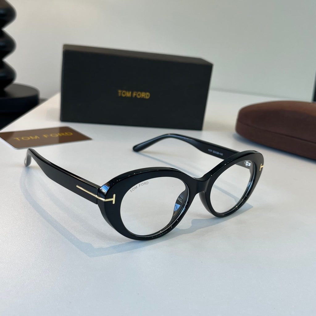 Tom Ford Fashion Silver Lens Sunglasses for Men & Women - 432862