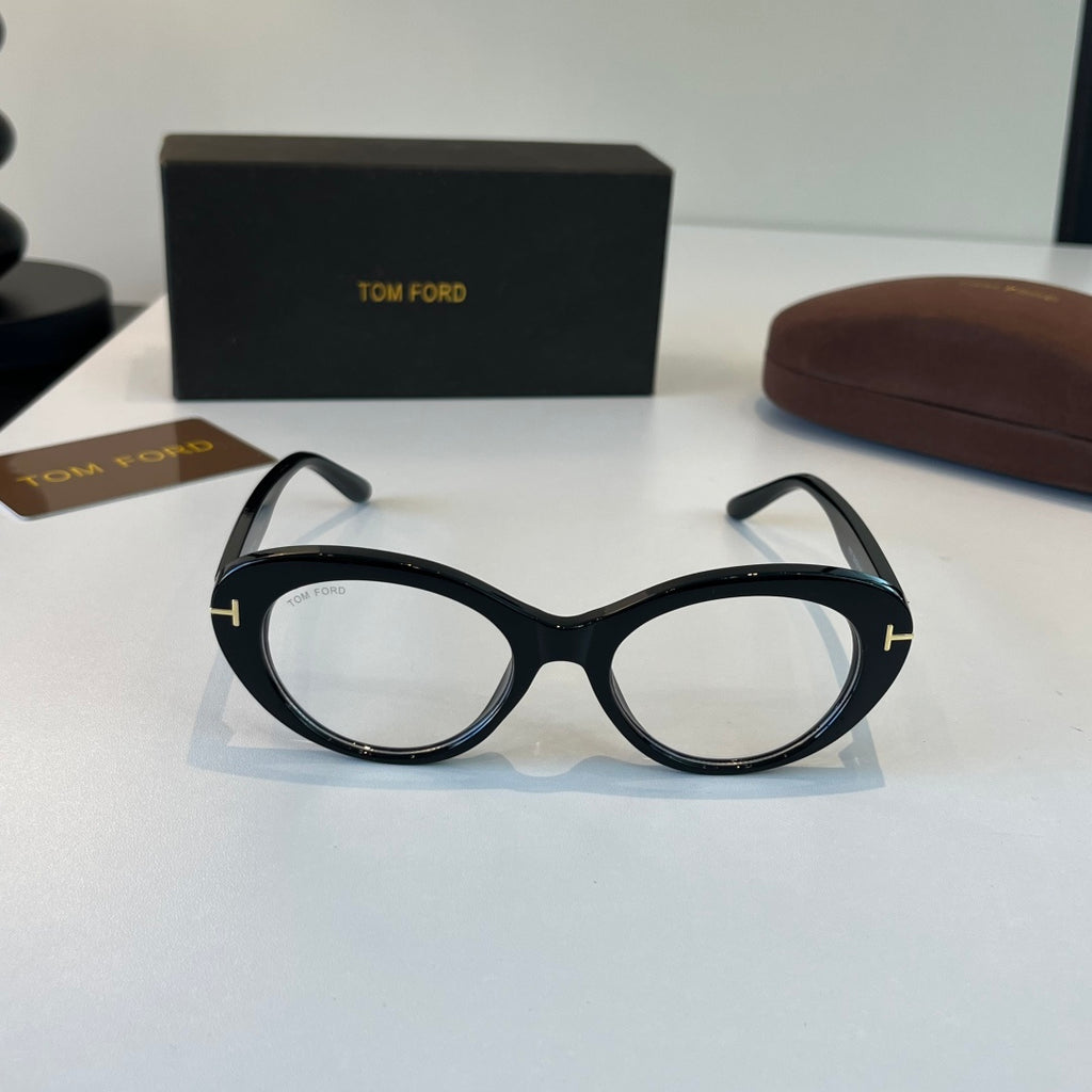 Tom Ford Fashion Silver Lens Sunglasses for Men & Women - 466331 - detail image 2