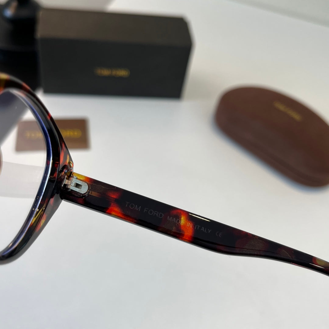 Tom Ford Fashion Silver Lens Sunglasses for Men & Women - 466318 - detail image 11