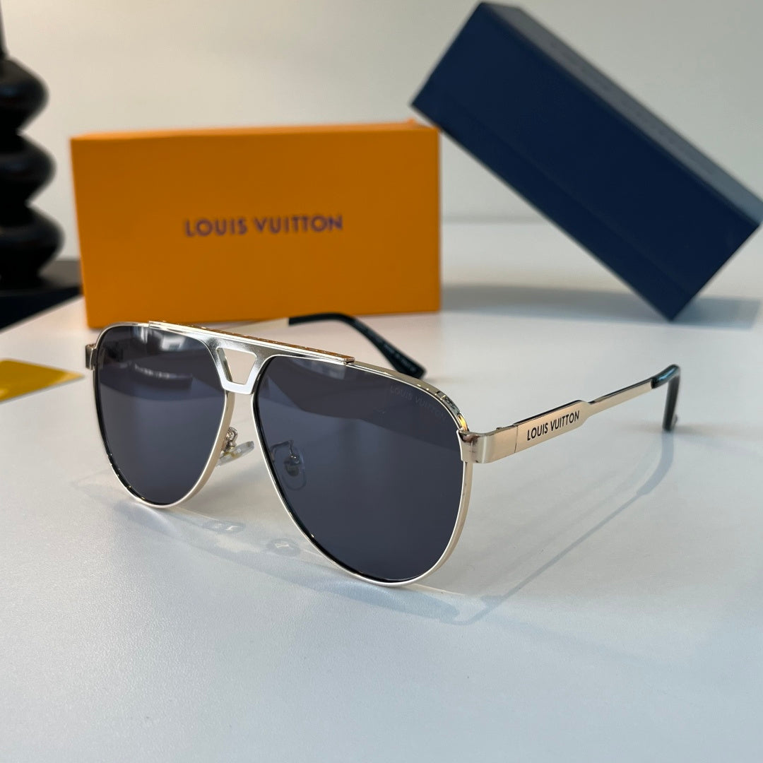 Louis Vuitton Metal Fashion Gray Lens Sunglasses for Men & Women - 398173 - detail image 3