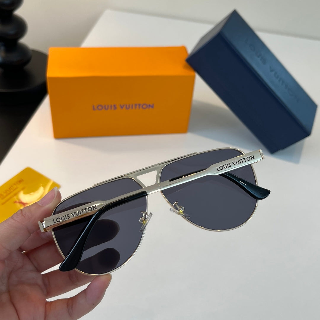 Louis Vuitton Metal Fashion Gray Lens Sunglasses for Men & Women - 398173 - detail image 8