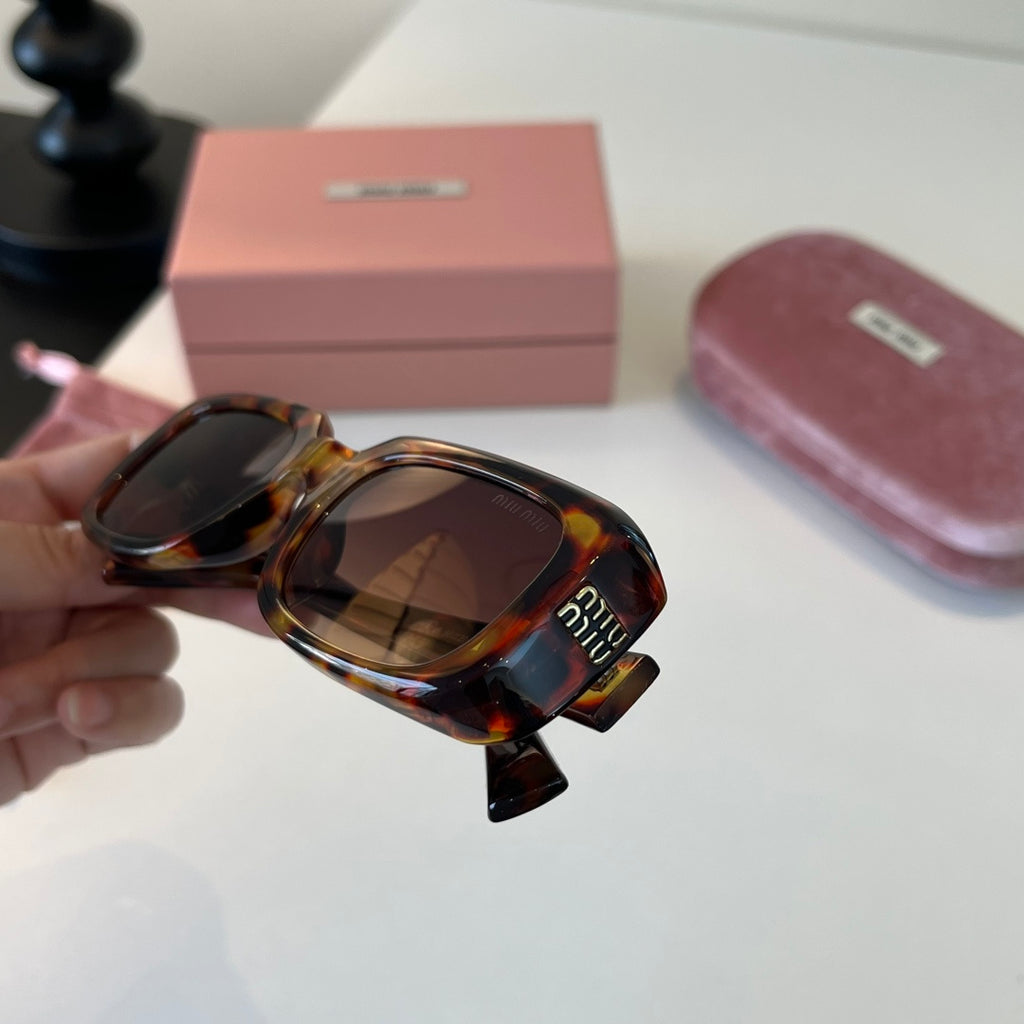 Miu Miu Fashion Black Lens Sunglasses for Men & Women - 466090 - detail image 6