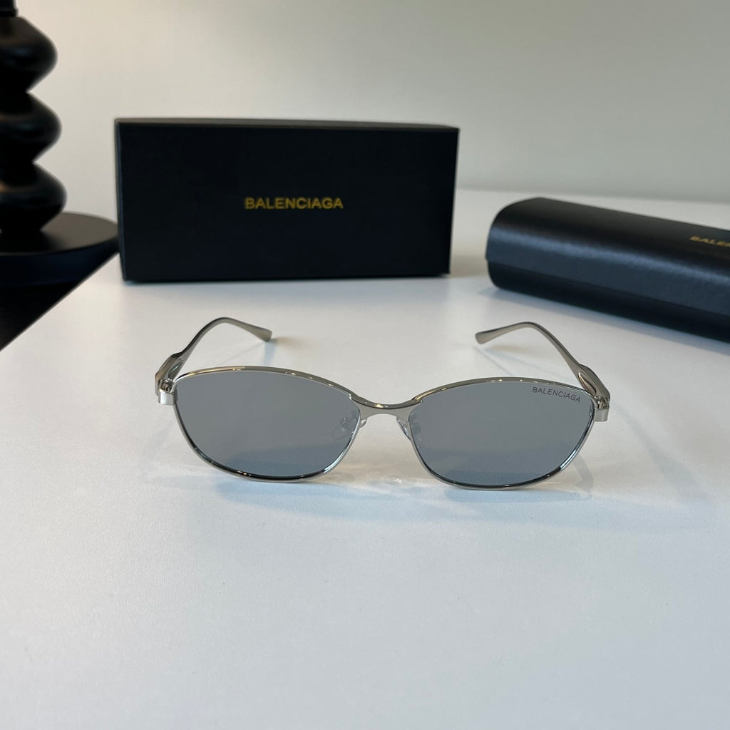 Balenciaga Rectangular Silver Lens Sunglasses for Men & Women - 358639 - detail image 2