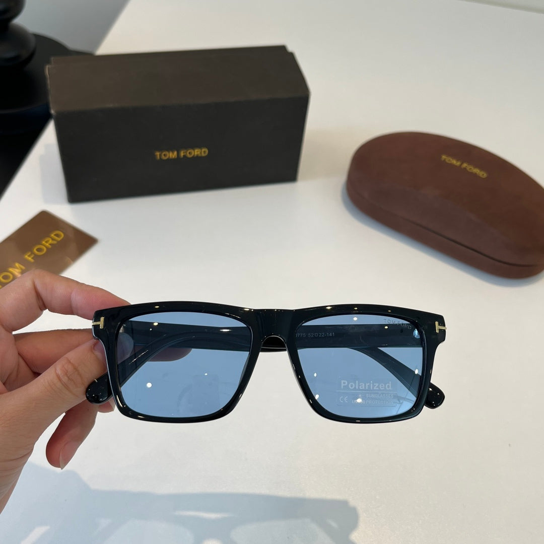 Tom Ford Fashion Blue Lens Sunglasses for Men & Women - 383077 - detail image 5
