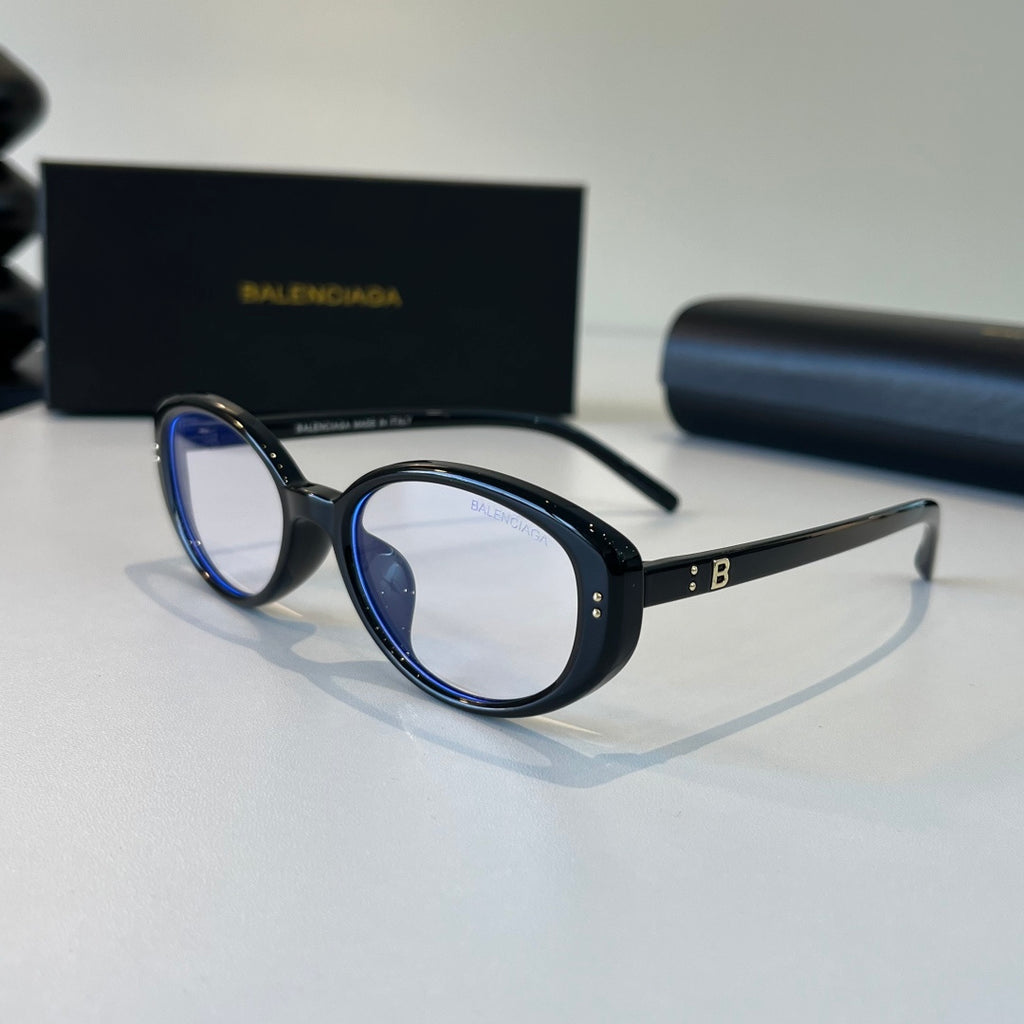 Balenciaga Rectangular Silver Lens Sunglasses for Men & Women - 466040 - detail image 3
