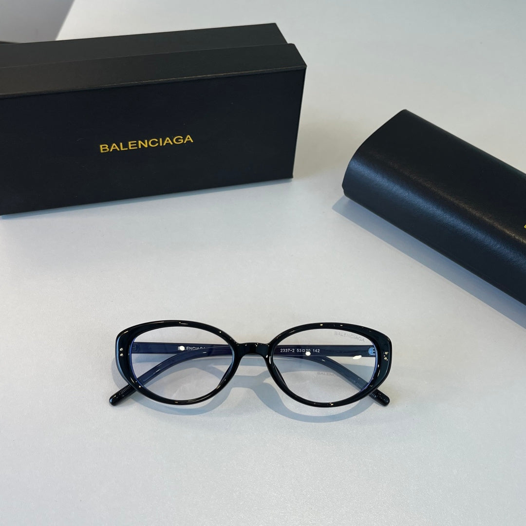 Balenciaga Rectangular Silver Lens Sunglasses for Men & Women - 382906 - detail image 5