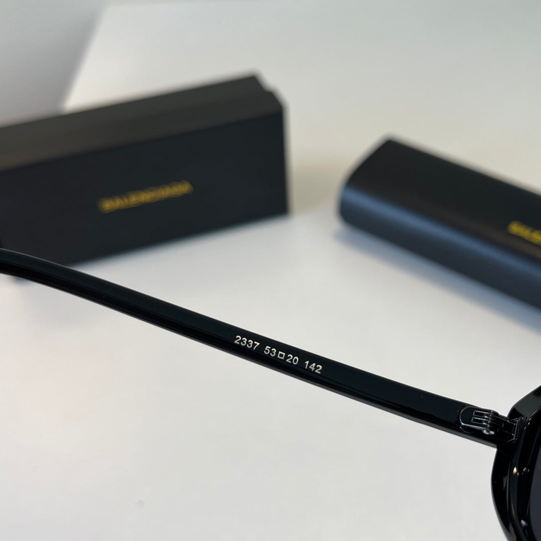 Balenciaga Rectangular Silver Lens Sunglasses for Men & Women - 416124 - detail image 9