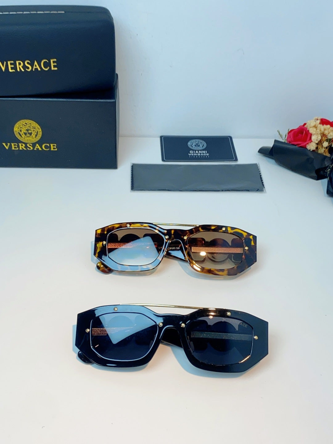 Versace Metal Fashion Black Lens Sunglasses for Men & Women - detail image 13