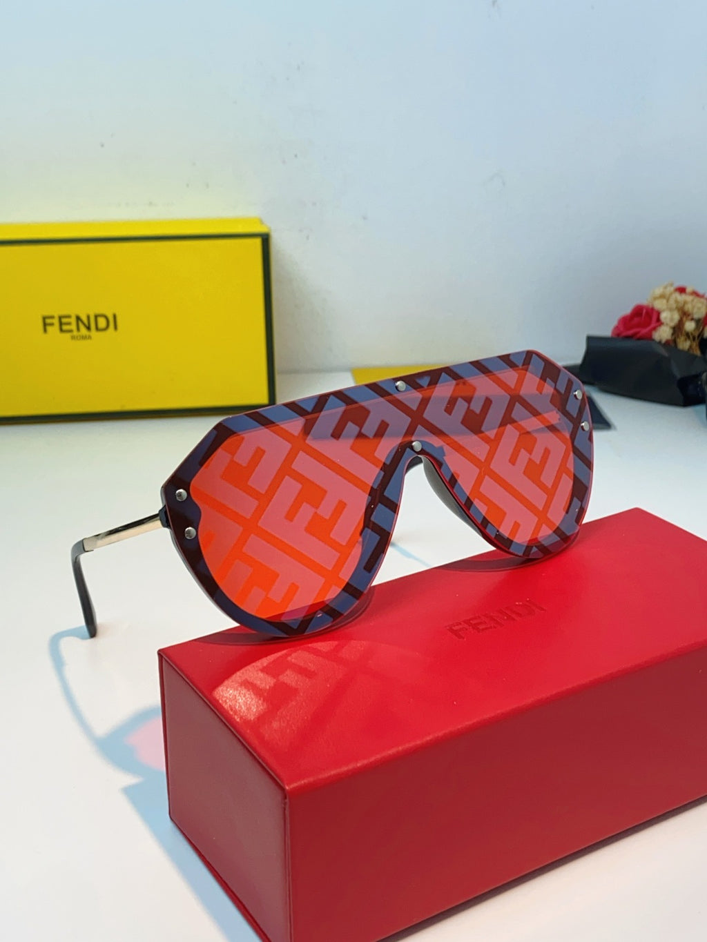 Fendi Lightweight Rimless Pink Lens Sunglasses for Men & Women - detail image 9