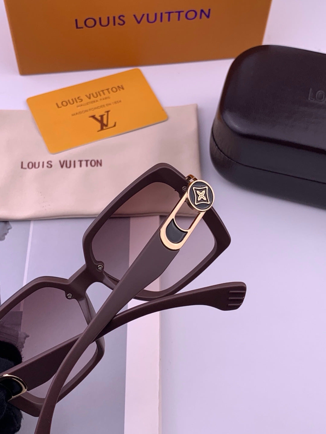 Louis Vuitton L5304 Polarized Square Brown Lens Sunglasses for Men & - 357688 - detail image 3