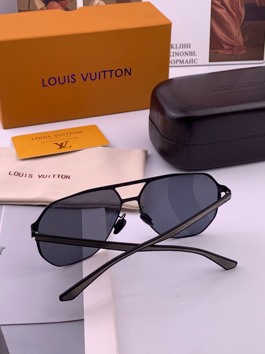 Louis Vuitton L6229 Polarized Aviator Blue Lens Sunglasses for Men - 357686 - detail image 7