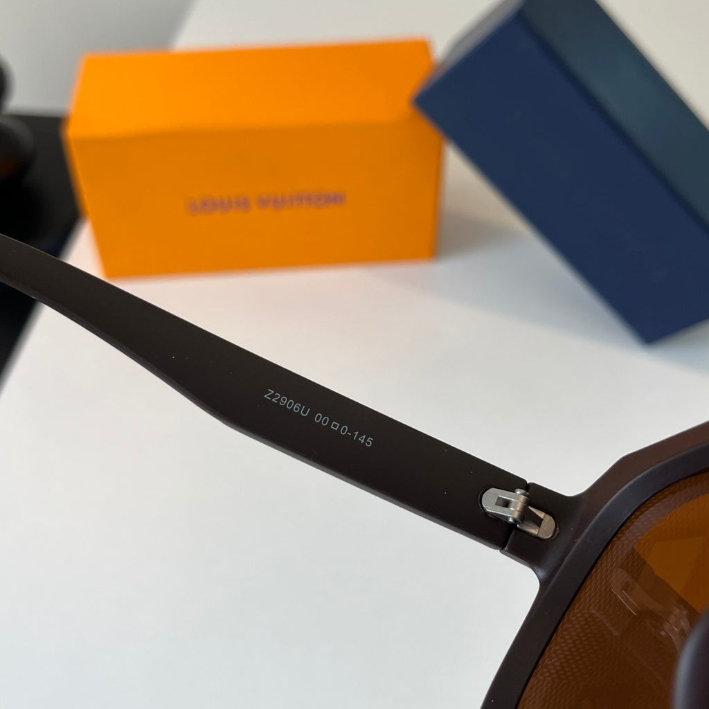Louis Vuitton Fashion Black Lens Sunglasses for Men & Women - 381906 - detail image 8