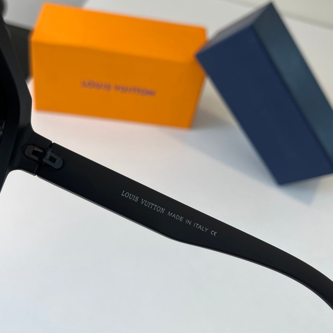 Louis Vuitton Fashion Blue Lens Sunglasses for Men & Women - 414774 - detail image 10