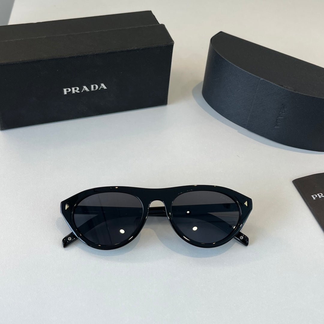 Prada Fashion Black Lens Sunglasses for Men & Women - 358347 - detail image 4
