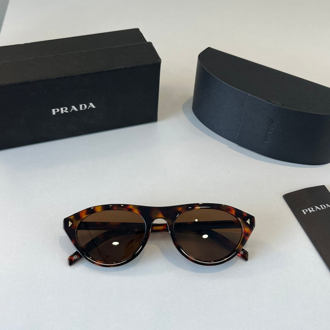 Prada Fashion Black Lens Sunglasses for Men & Women - 358348 - detail image 4