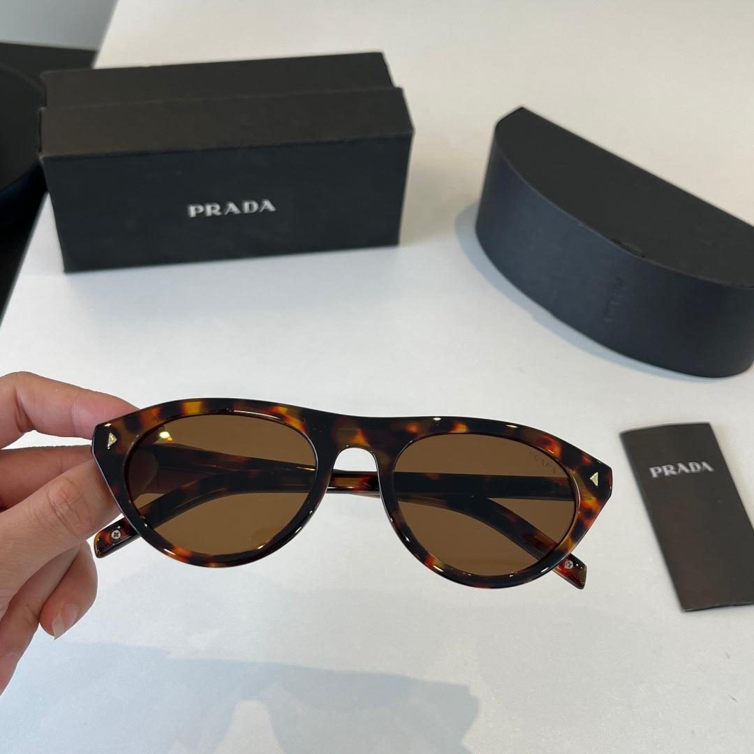 Prada Fashion Black Lens Sunglasses for Men & Women - 358348 - detail image 5