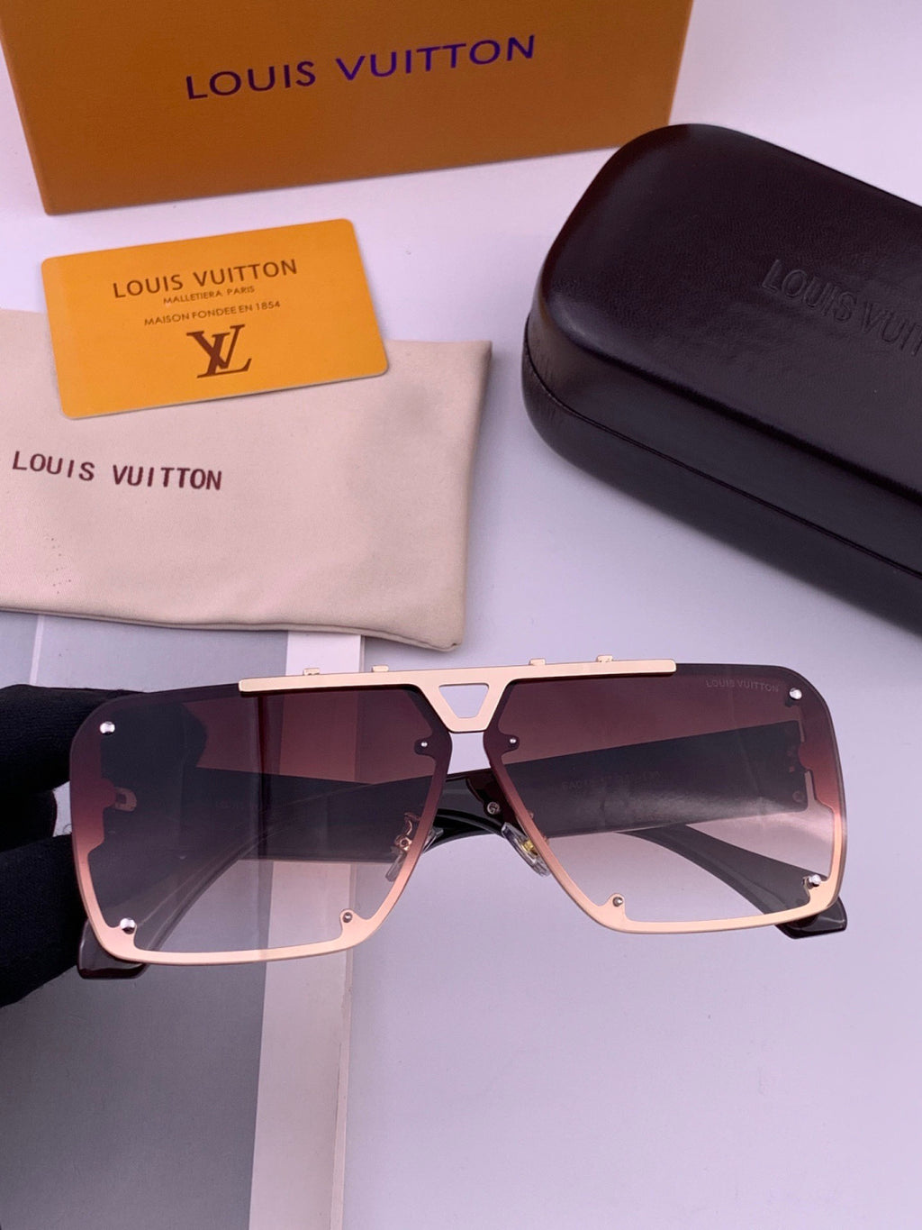 Louis Vuitton L501 Aviator Silver Lens Sunglasses for Men & Women - 357683 - detail image 2