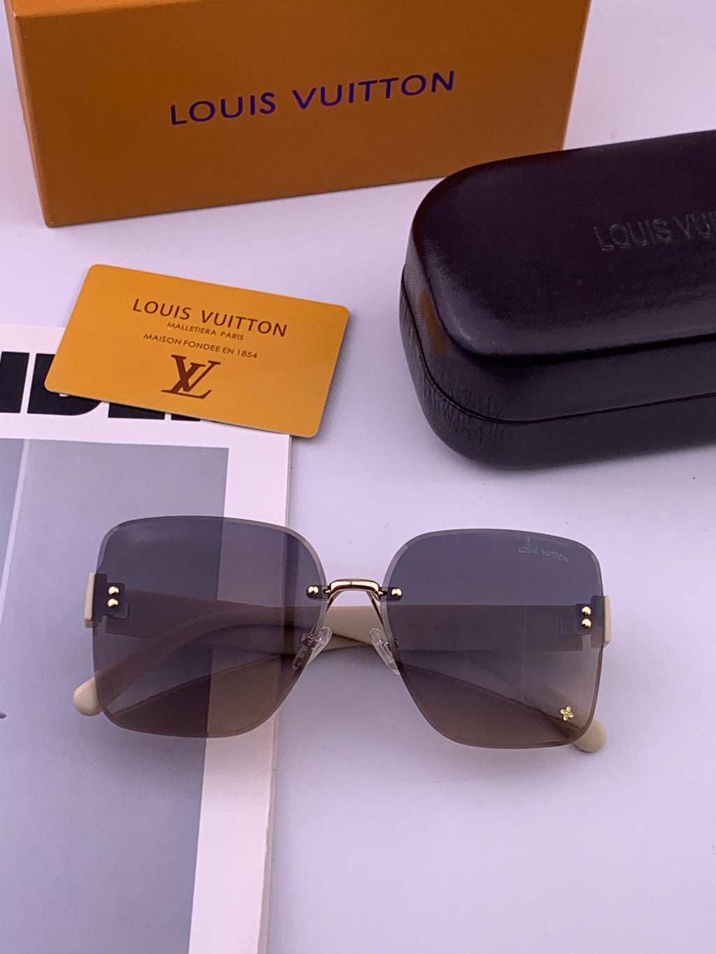 Louis Vuitton L1550 Square Brown Lens Sunglasses for Men & Women - 357732 - detail image 8