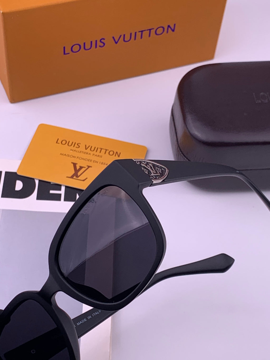 Louis Vuitton L7511 Square Brown Lens Sunglasses for Men & Women - 357736 - detail image 3