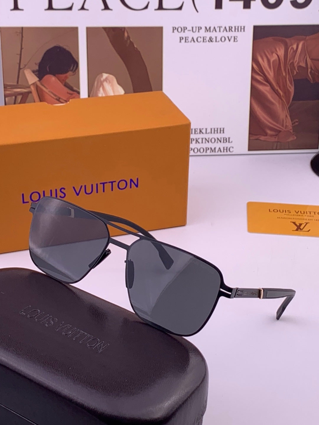 Louis Vuitton L816 Fashion Gold Lens Sunglasses for Men & Women - 357739 - detail image 2