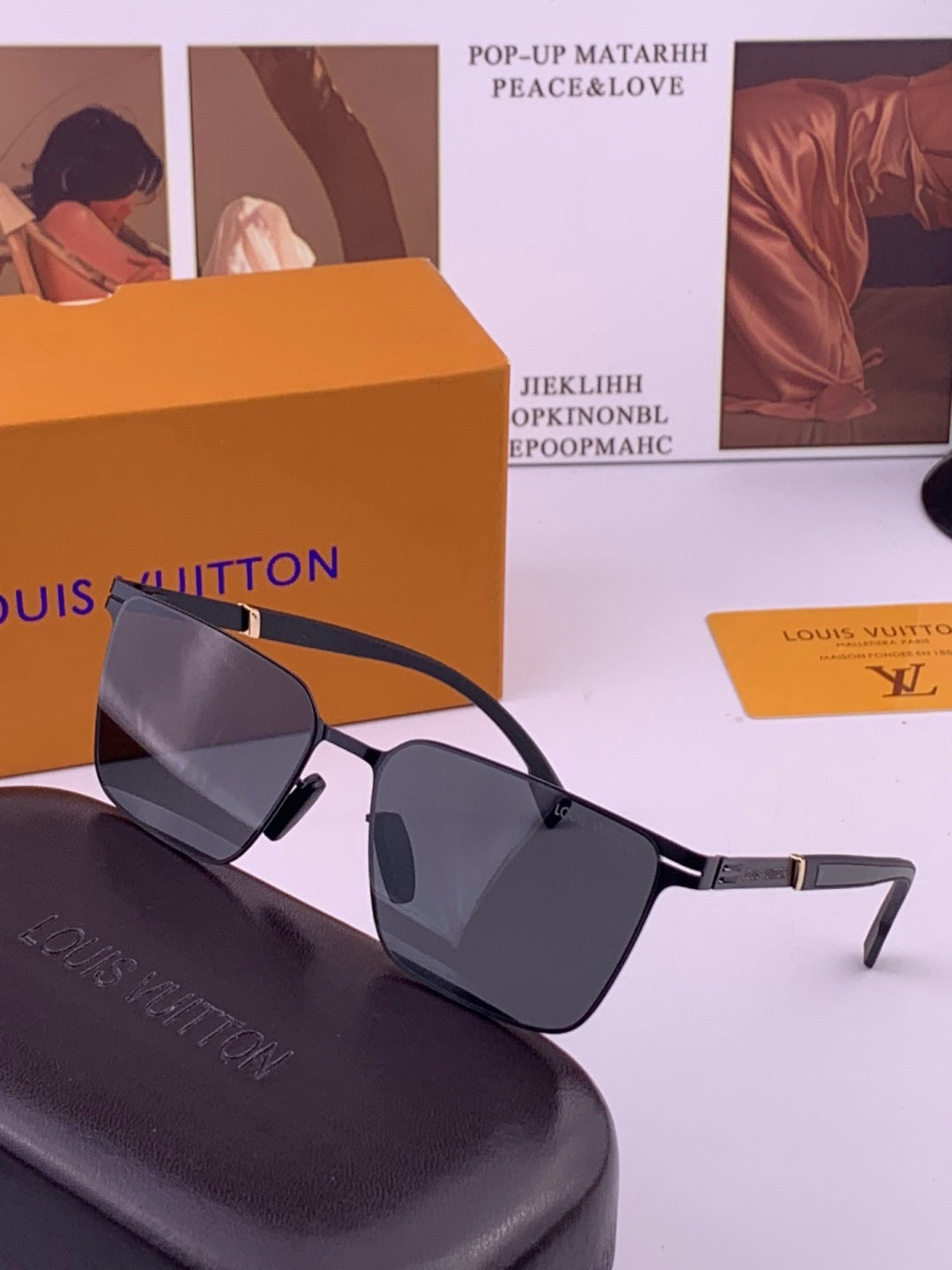 Louis Vuitton L516 Fashion Gold Lens Sunglasses for Men & Women - 357714 - detail image 2