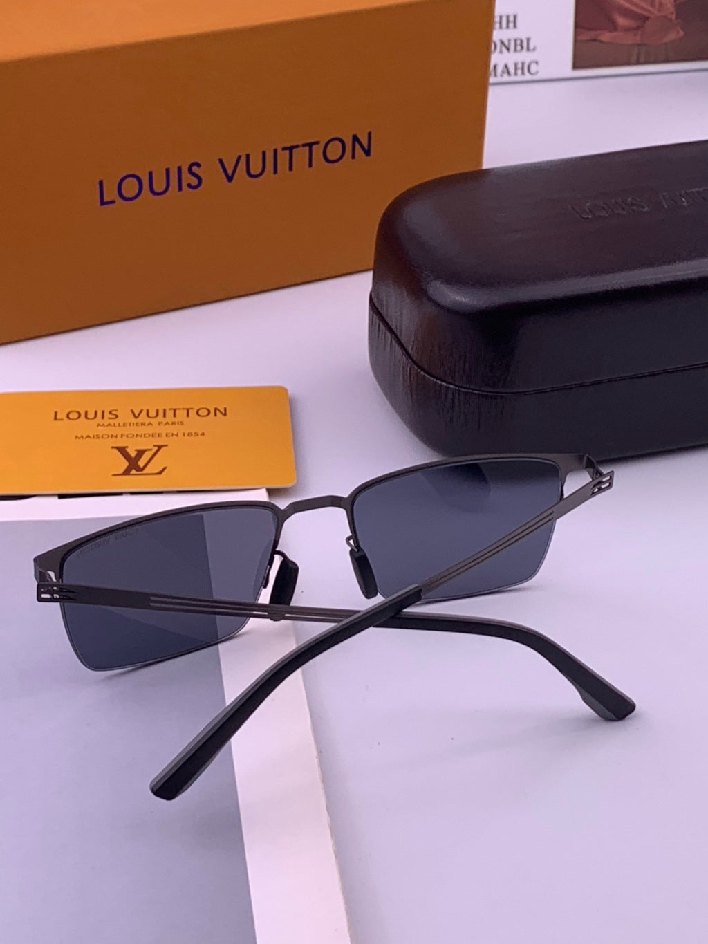 Louis Vuitton L510 Fashion Gold Lens Sunglasses for Men & Women - 357722 - detail image 6