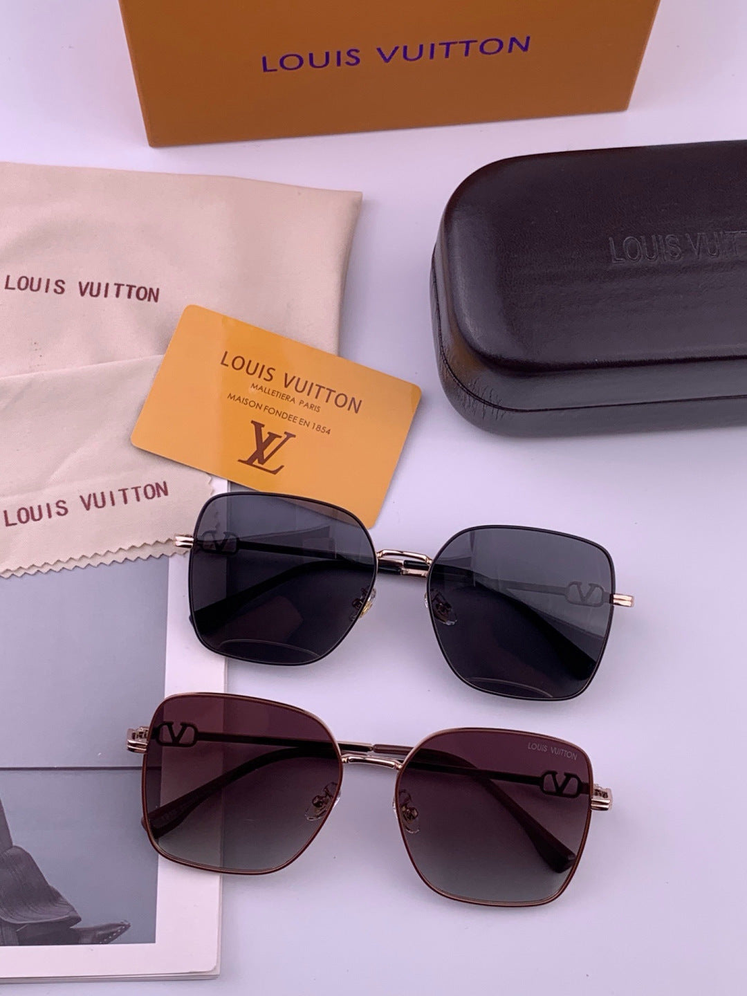 Louis Vuitton L8191 Polarized Aviator Gold Lens Sunglasses for Men & - 357729 - detail image 7