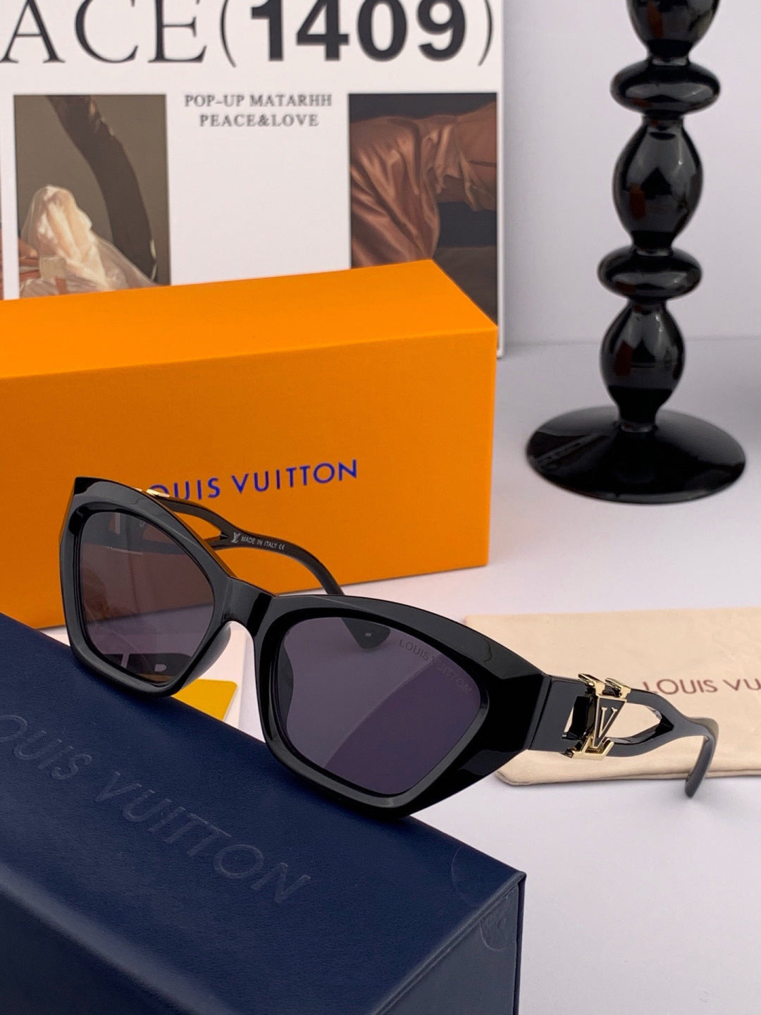 Louis Vuitton L4550 Square Black Lens Sunglasses for Men & Women - 357710 - detail image 3