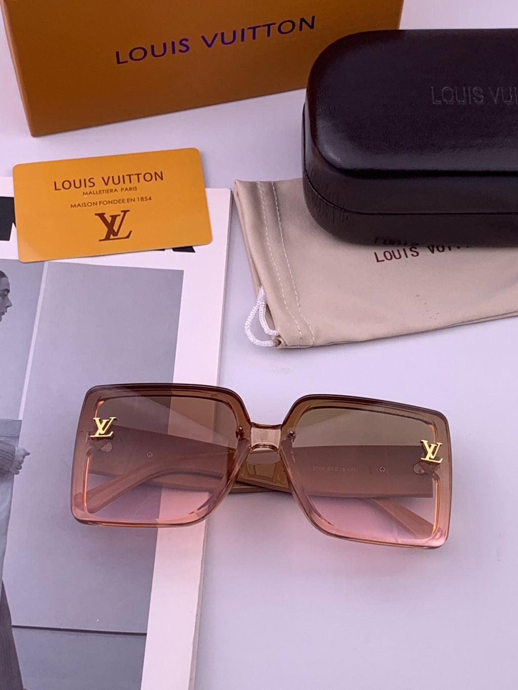 Louis Vuitton L8270 Square Black Lens Sunglasses for Men & Women - 357645 - detail image 7