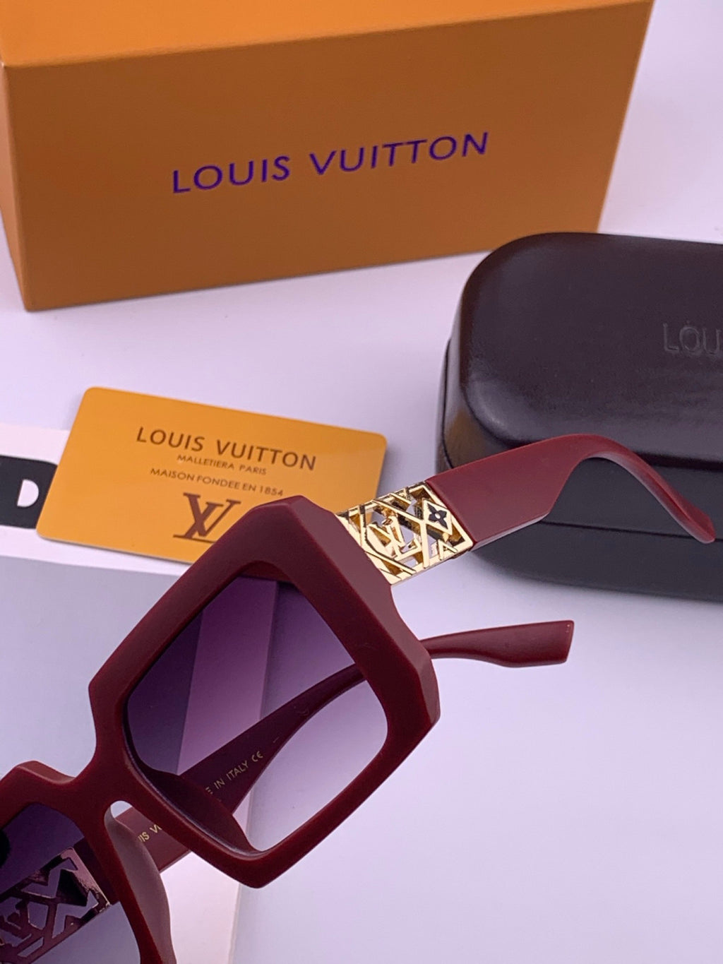 Louis Vuitton L77001 Square Brown Lens Sunglasses for Men & Women - 357650 - detail image 4