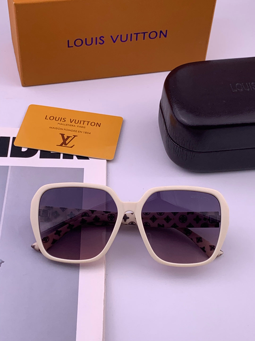 Louis Vuitton L3305 Square Gold Lens Sunglasses for Men & Women - 357659 - detail image 6