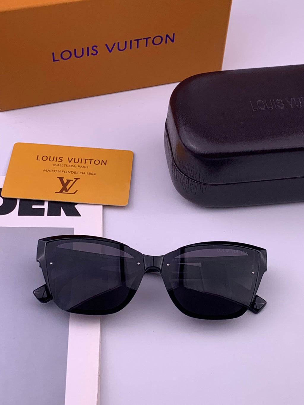 Louis Vuitton L7310 Square Gold Lens Sunglasses for Men & Women - 357662 - detail image 7