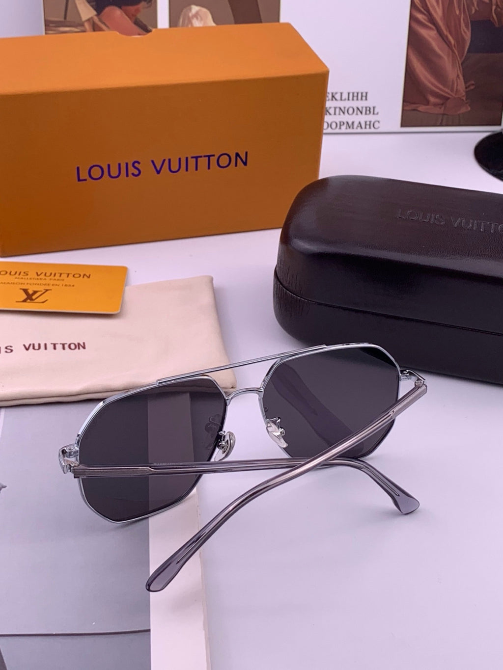 Louis Vuitton L8863 Polarized Aviator Black Lens Sunglasses for Men & - 357663 - detail image 7