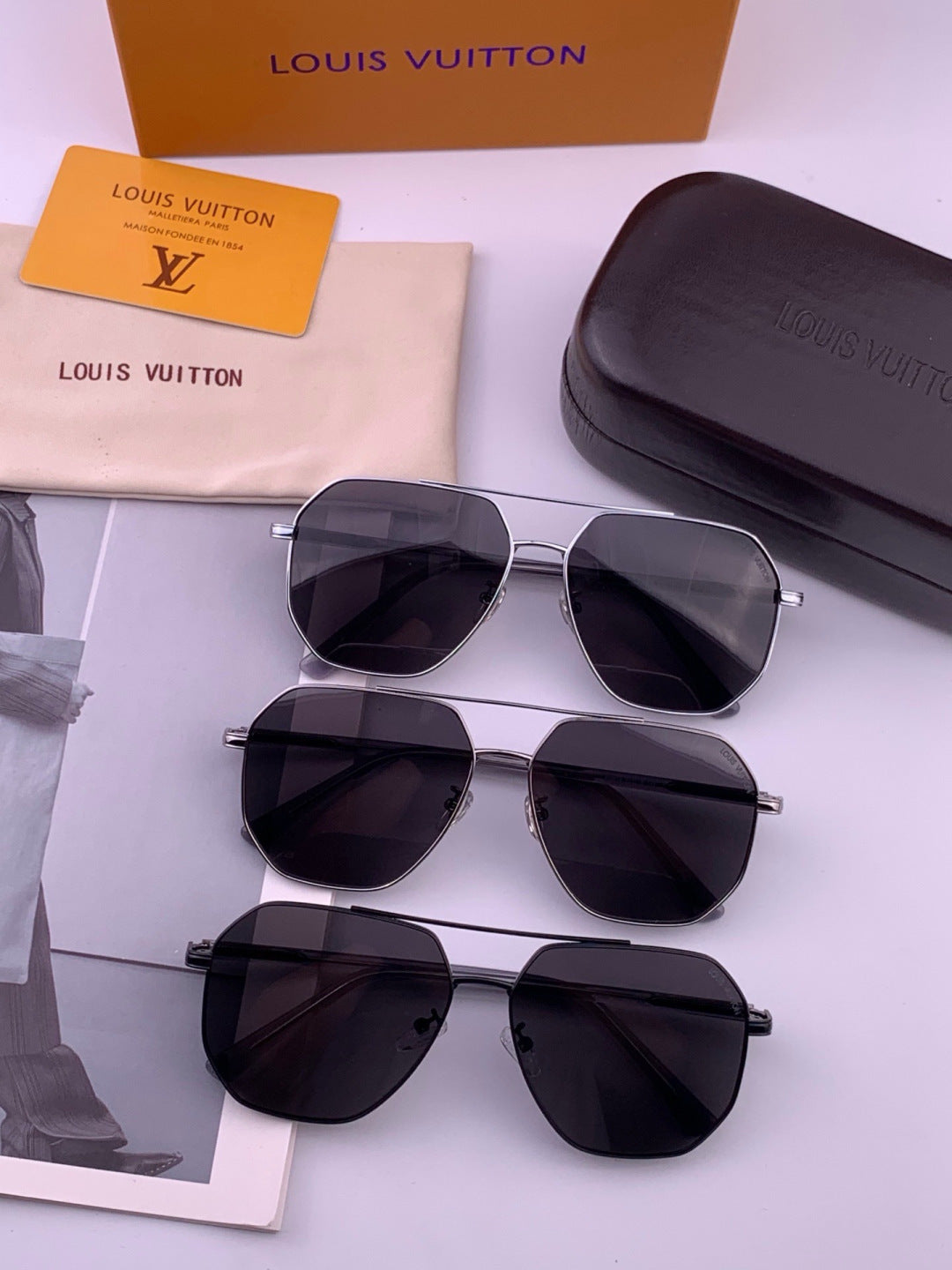 Louis Vuitton L8863 Polarized Aviator Black Lens Sunglasses for Men & - 357663 - detail image 8
