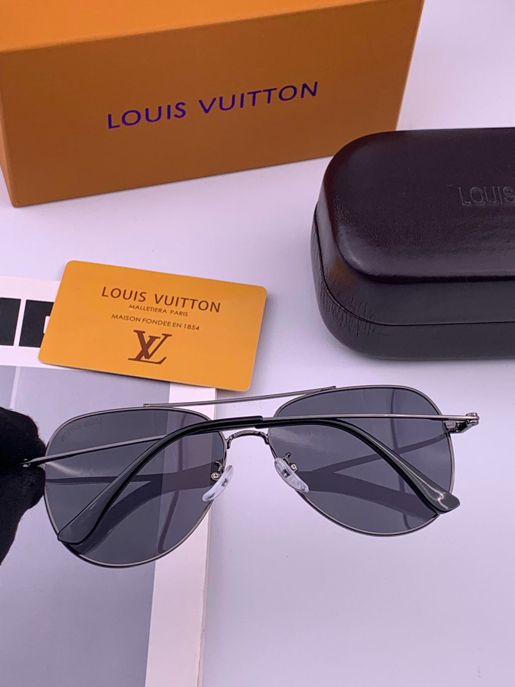 Louis Vuitton L5338 Polarized Aviator Brown Lens Sunglasses for Men & - 357620 - detail image 3