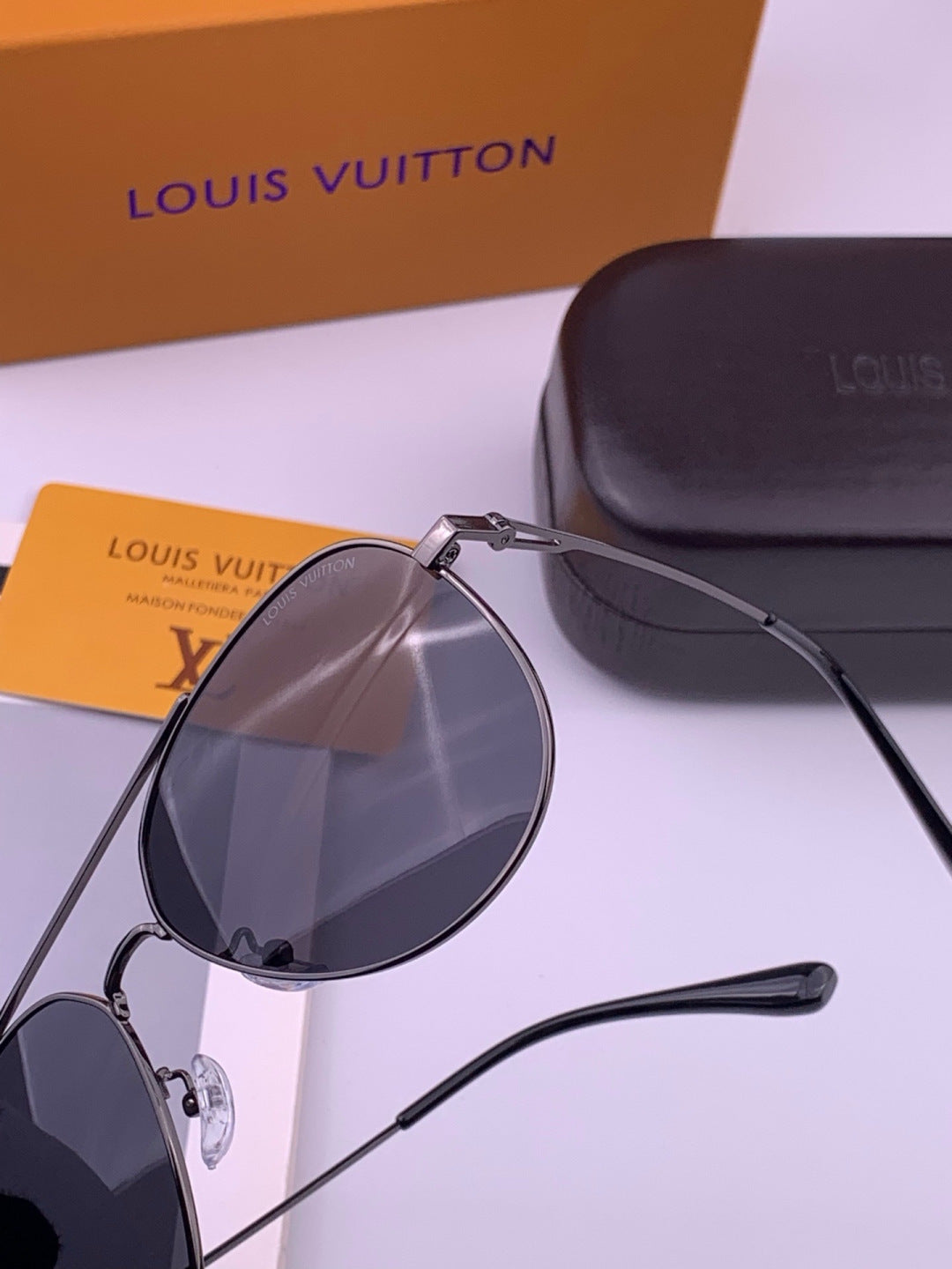 Louis Vuitton L5338 Polarized Aviator Brown Lens Sunglasses for Men & - 357620 - detail image 5