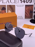 Louis Vuitton L5338 Polarized Aviator Brown Lens Sunglasses for Men & - 357620