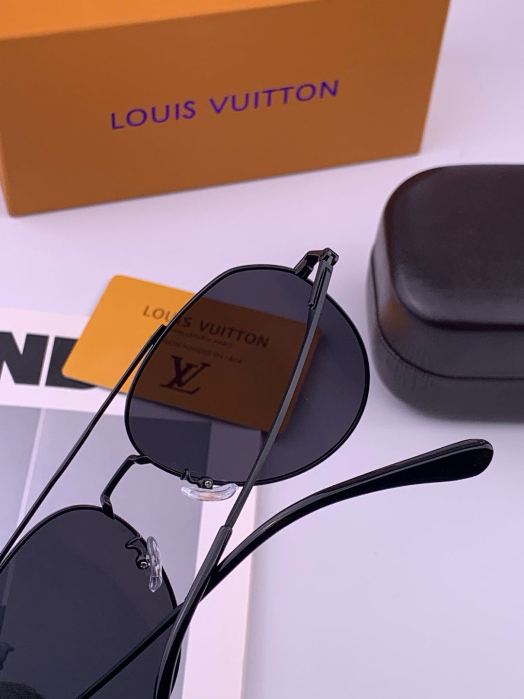 Louis Vuitton L5342 Polarized Aviator Black Lens Sunglasses for Men & - 357626 - detail image 5