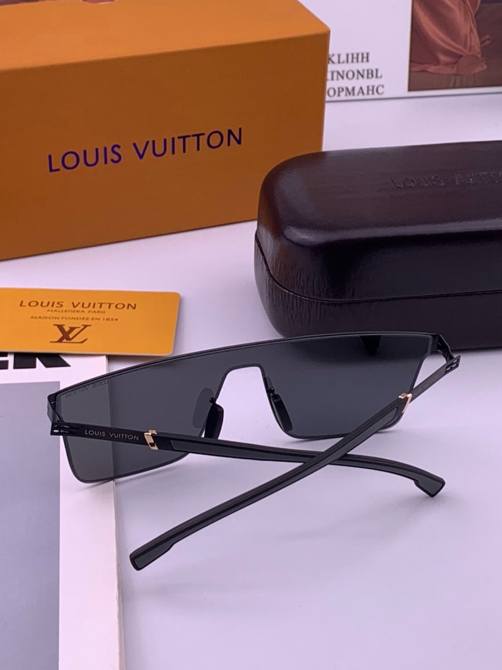 Louis Vuitton L016 Fashion Brown Lens Sunglasses for Men & Women - 357631 - detail image 5