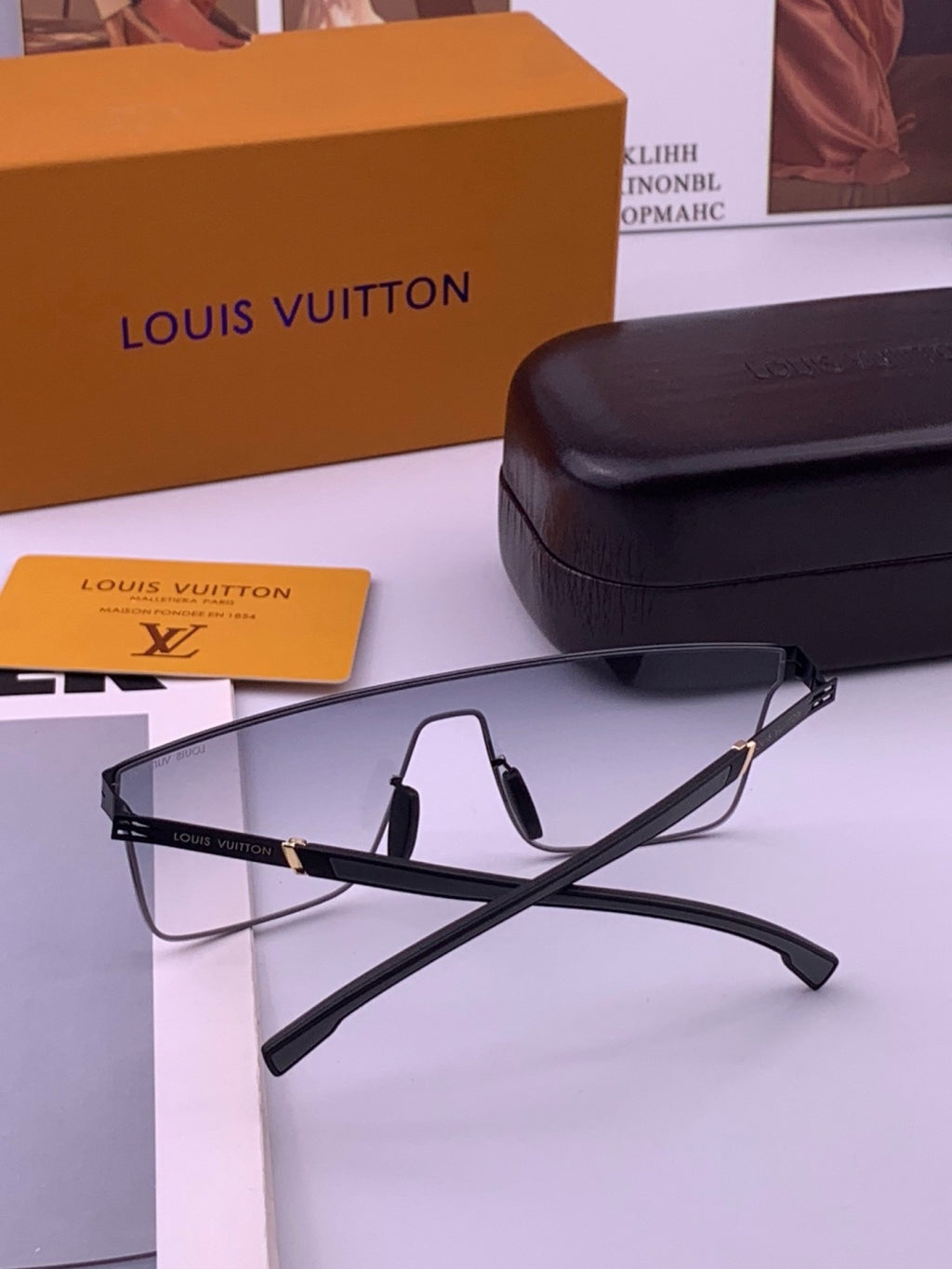 Louis Vuitton L016 Fashion Gold Lens Sunglasses for Men & Women - 357632 - detail image 5