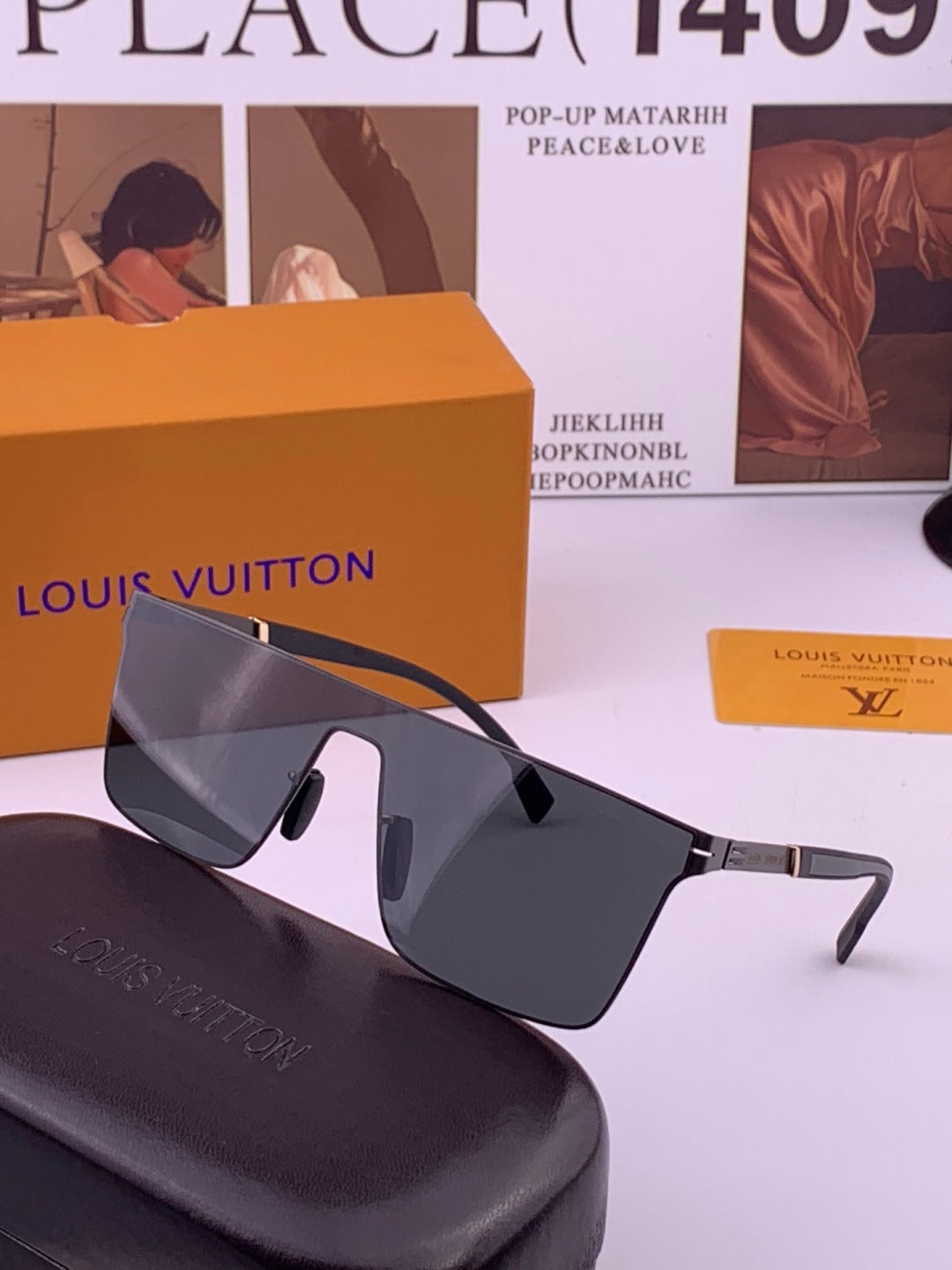 Louis Vuitton L016 Fashion Black Lens Sunglasses for Men & Women - 357633 - detail image 2