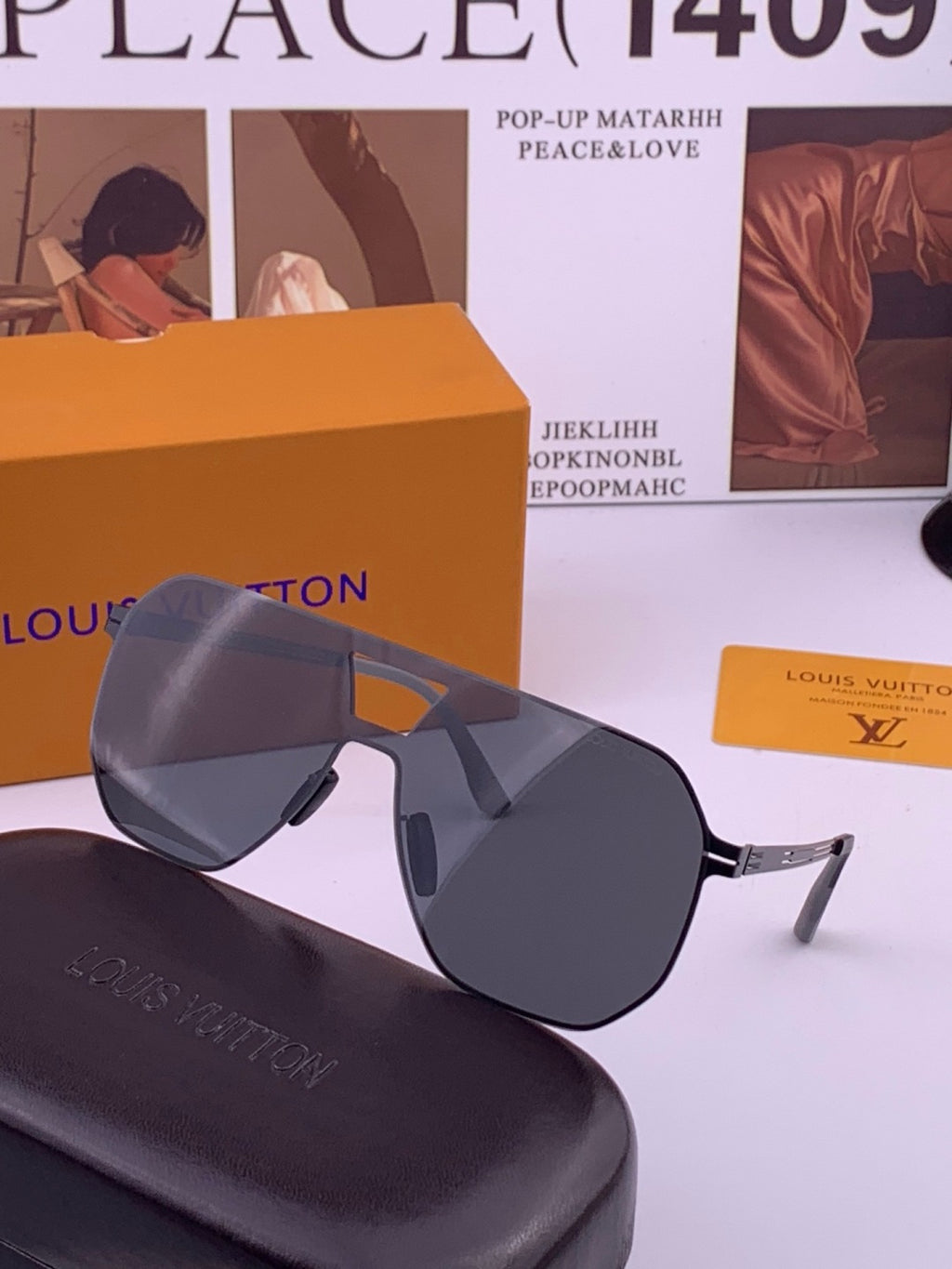 Louis Vuitton L010 Fashion Gold Lens Sunglasses for Men & Women - 357634 - detail image 2