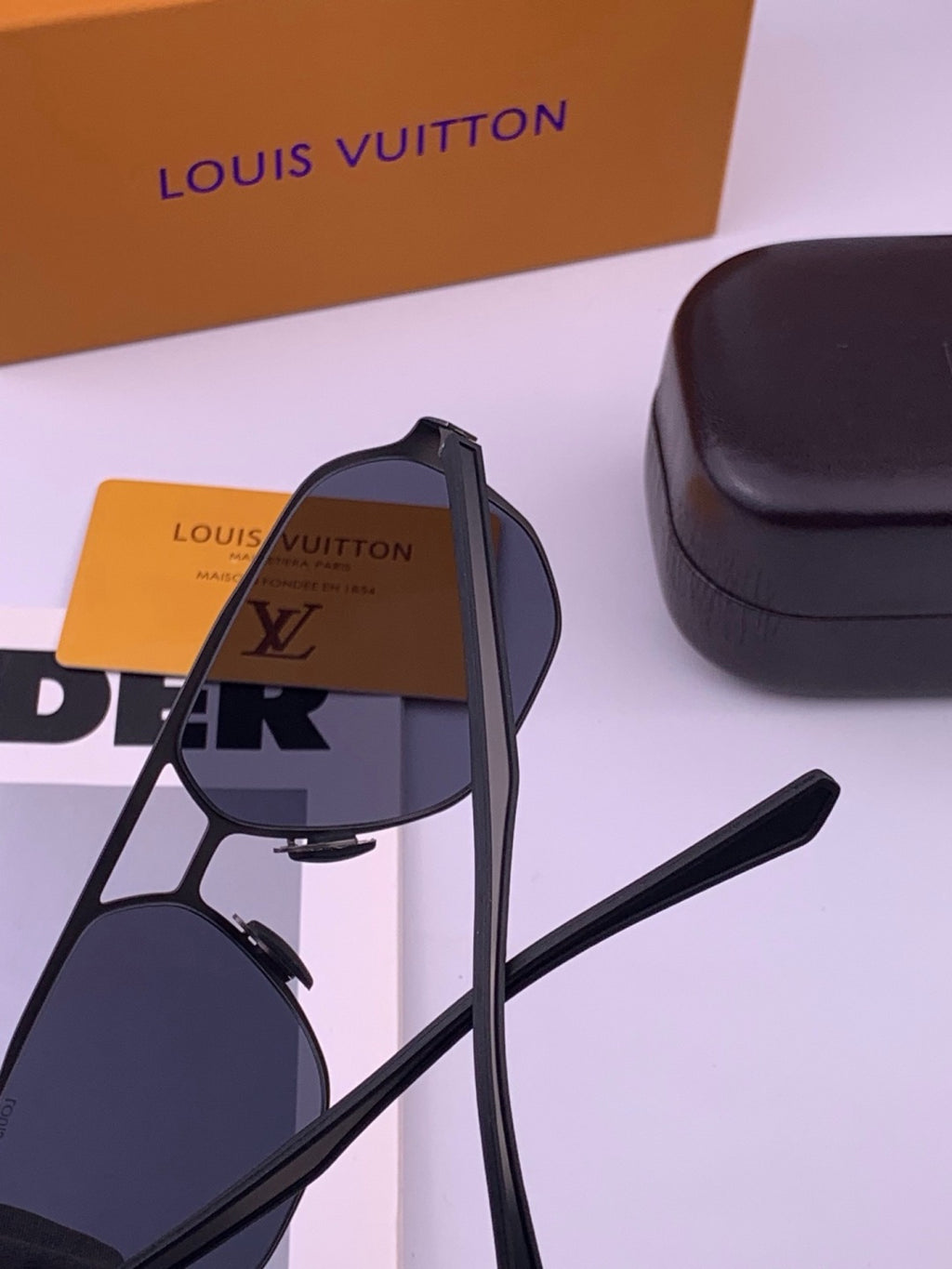 Louis Vuitton L116 Fashion Black Lens Sunglasses for Men & Women - 357642 - detail image 3