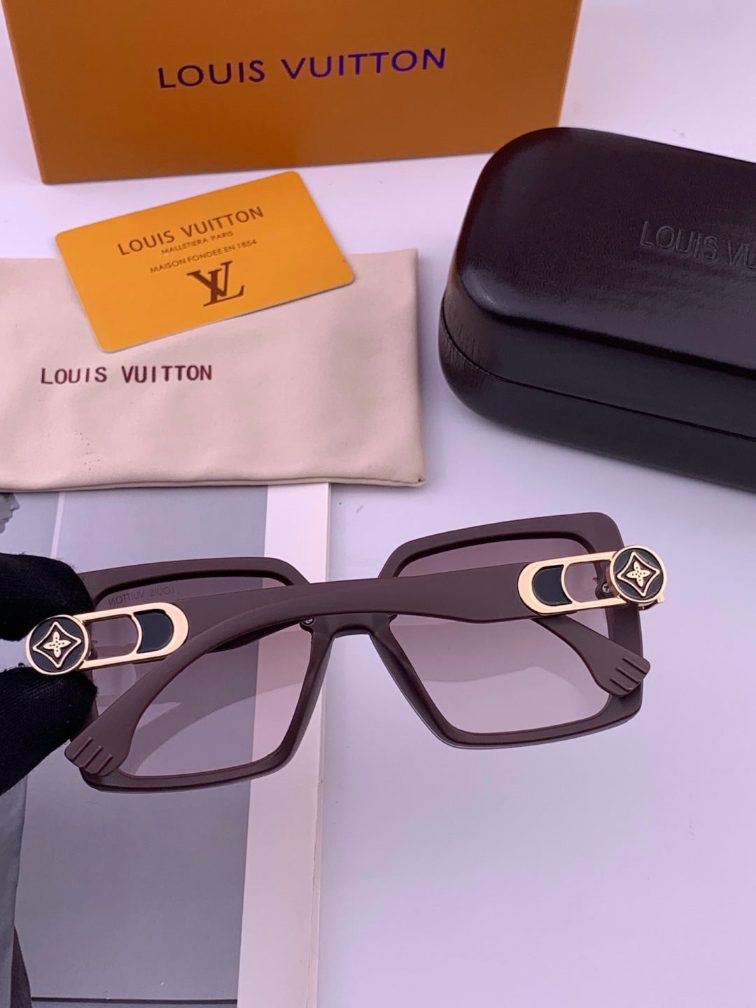 Louis Vuitton L5304 Polarized Square Brown Lens Sunglasses for Men & - 357613 - detail image 5