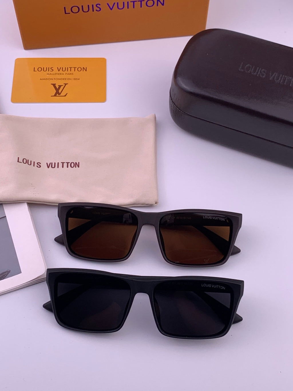 Louis Vuitton Fashion Gold Lens Sunglasses for Men & Women - 357617 - detail image 7