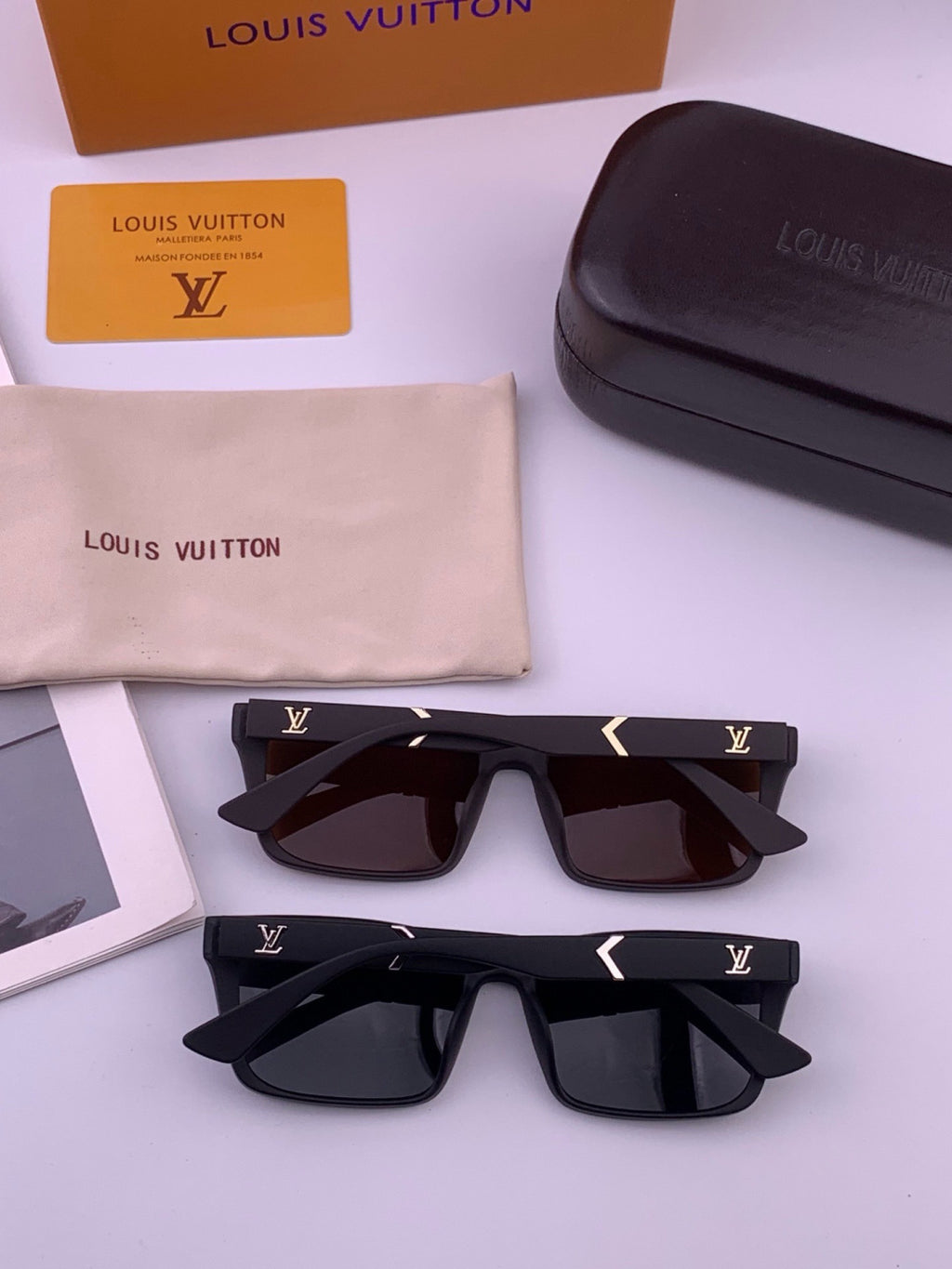 Louis Vuitton Fashion Gold Lens Sunglasses for Men & Women - 357617 - detail image 6
