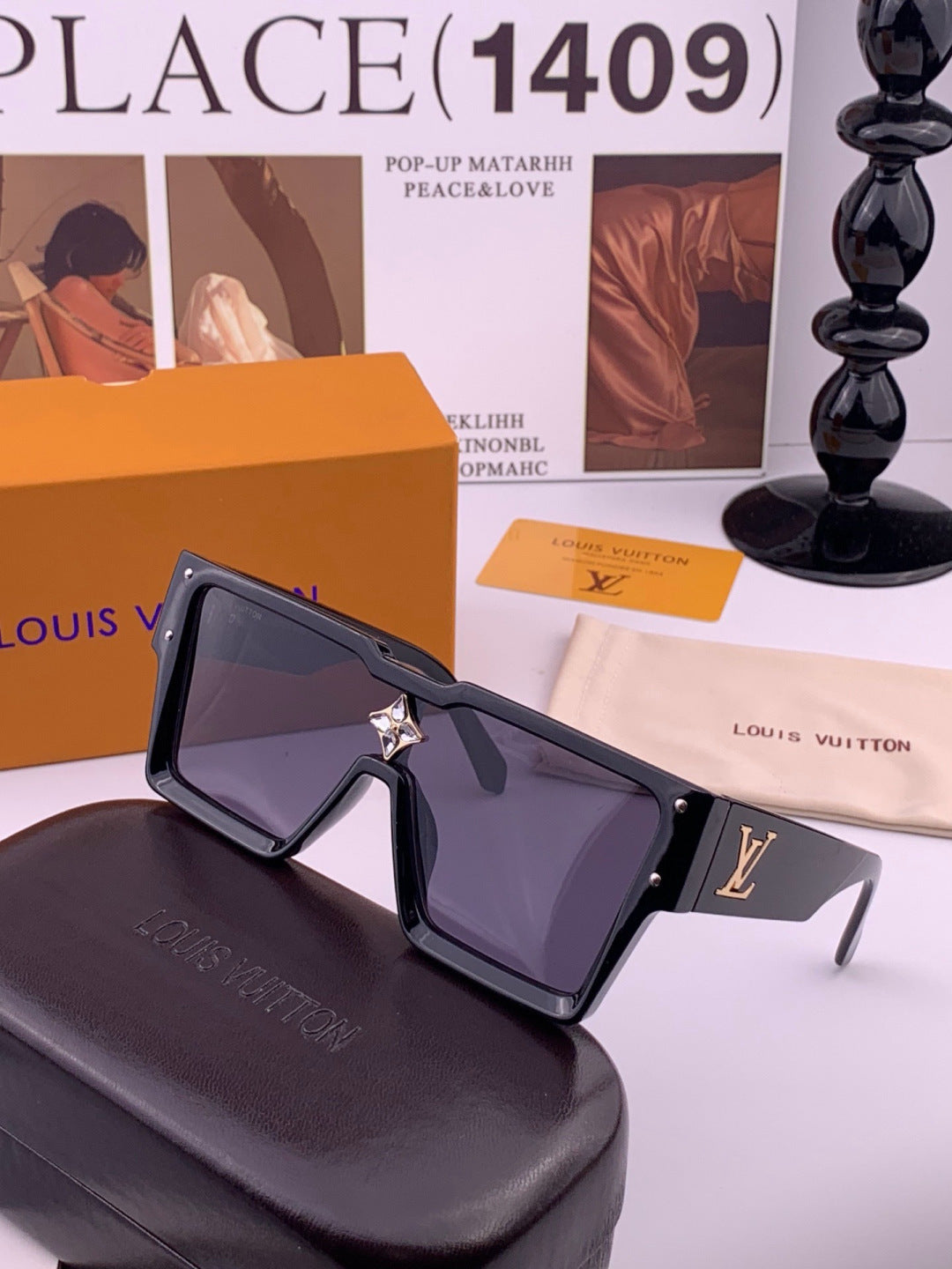 Louis Vuitton L7600 Square Black Lens Sunglasses for Women - 371447 - detail image 2