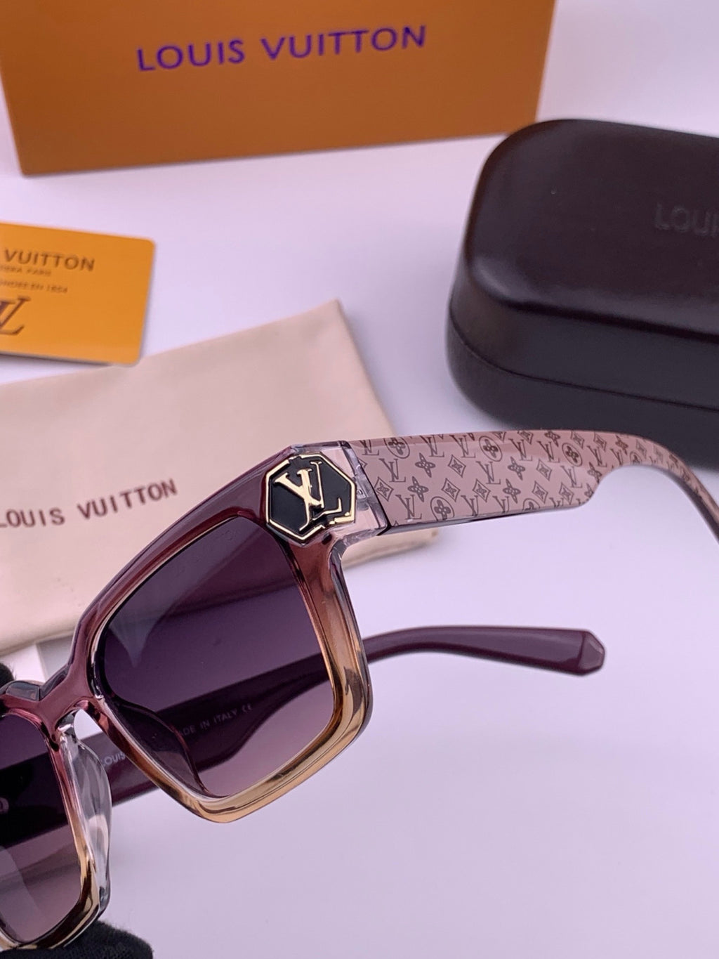 Louis Vuitton Fashion Gold Lens Sunglasses for Men & Women - 371448 - detail image 5