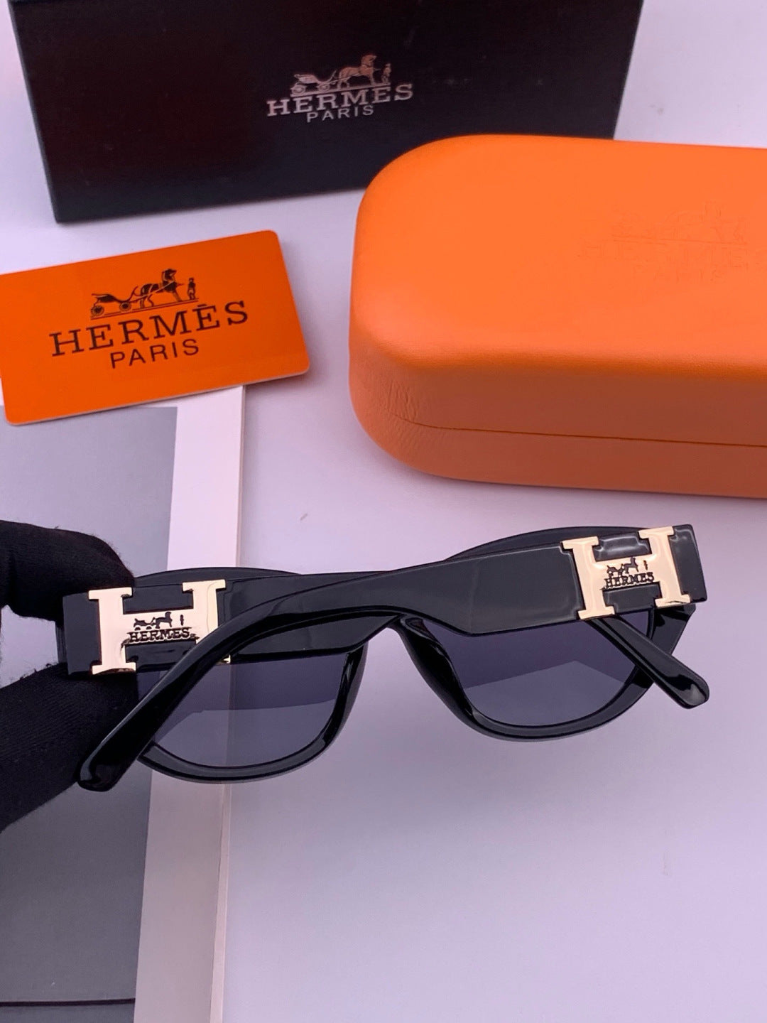 Hermès H37005 Square Black Lens Sunglasses for Men & Women - 372648 - detail image 4